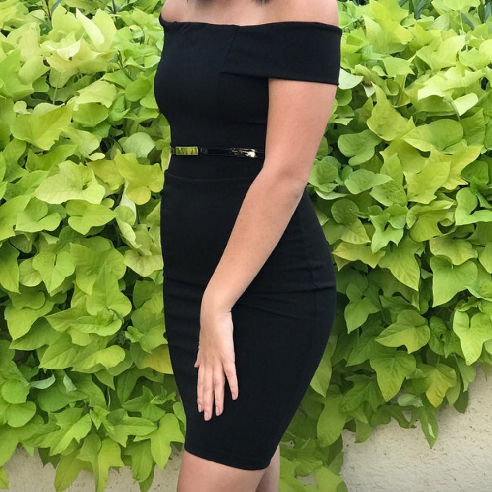 Windsor Black off the shoulder dress with belt